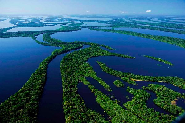 Au fil de l'Amazone et du Rio Negro - Croisière confidentielle au cœur d'une nature secrète et préservée - Rio, vibrante et éternelle, et séjour d'exception aux chutes d'Iguaçu