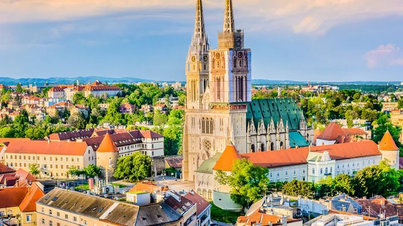 Le Danube majestueux, la Sava authentique et lac Balaton