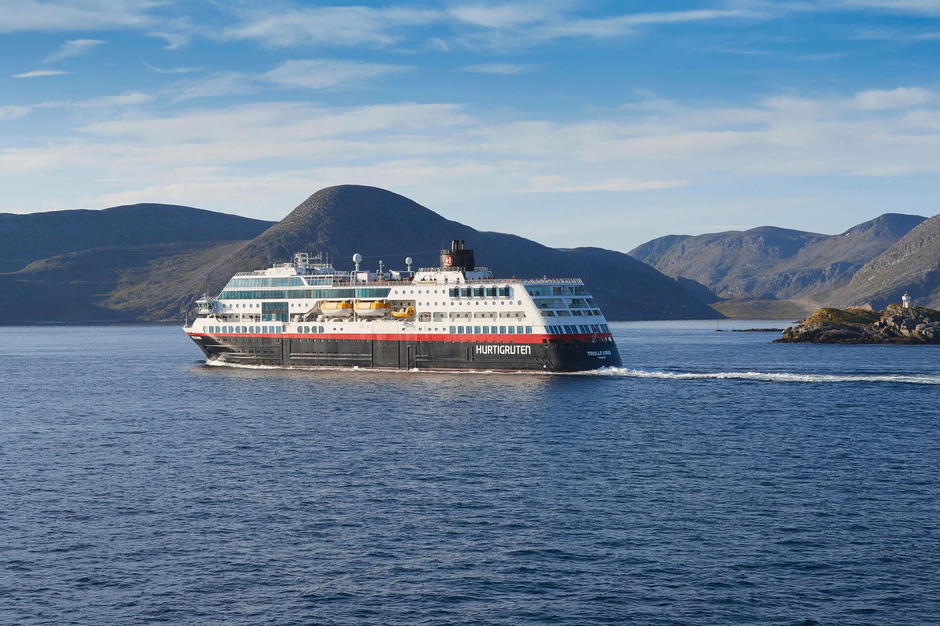 MS Trollfjord