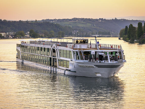 M/S AMADEUS PROVENCE