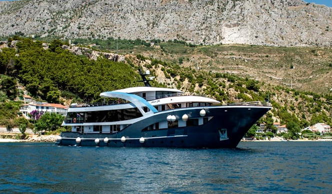 M/Y ADRIATIC BLUE 2022