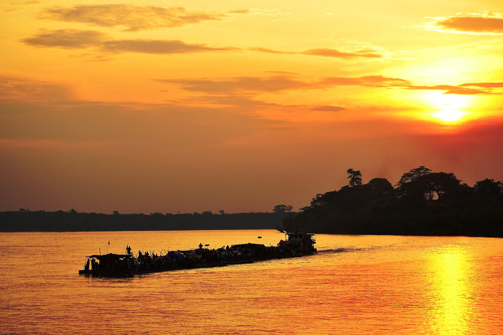 Croisière en Afrique équatoriale, de Brazzaville à Oyo