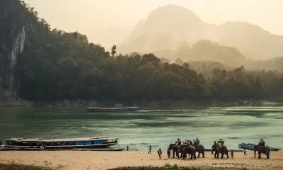 Les joyaux du Laos : Sérénité et reflets d'Asie au fil de l'eau