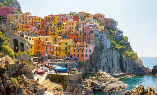 Dolce vita en croisière le long des côtes italiennes - La Toscane, la Sardaigne, l'île d'Elbe et les Cinque Terre